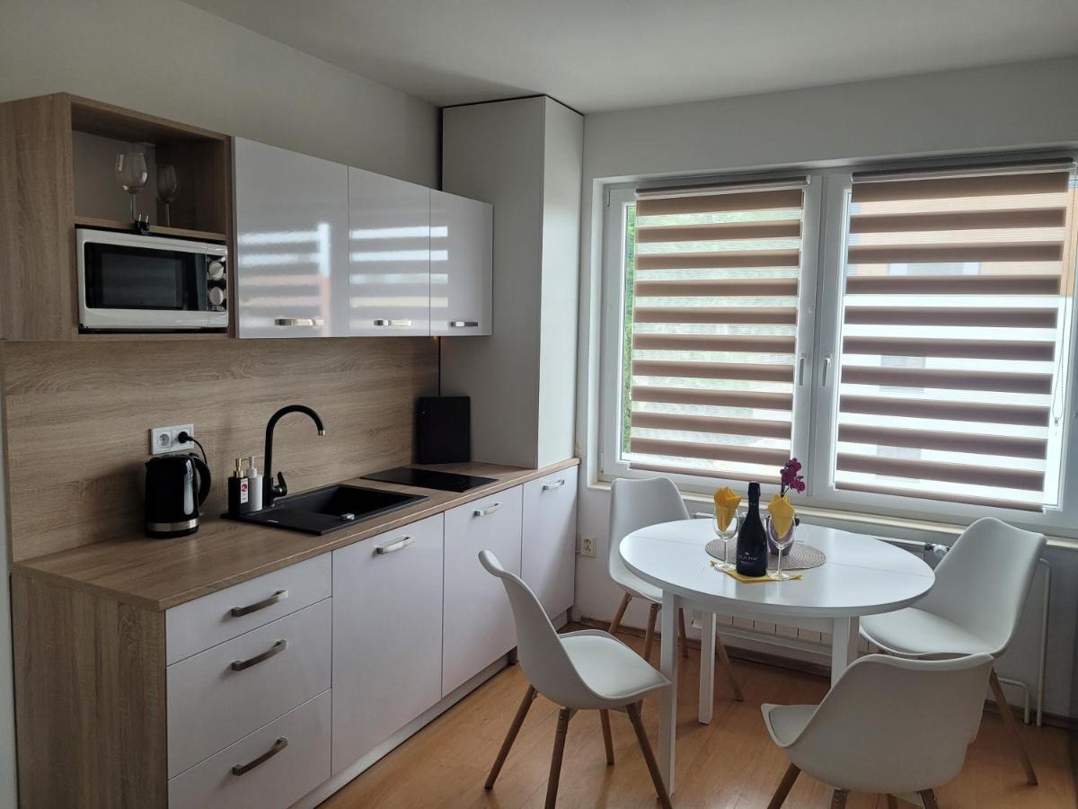 Apartman Centrum V Sukromi Restauracia U Jakuba Martin Esterno foto